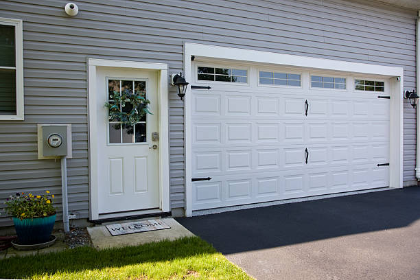 24/7 Emergency Garage Door Panel Replacement experts in Wharton County County, TX